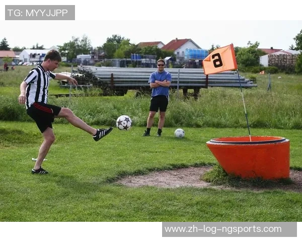 足球与玻璃的碰撞：运动激情与脆弱美学的奇妙交融